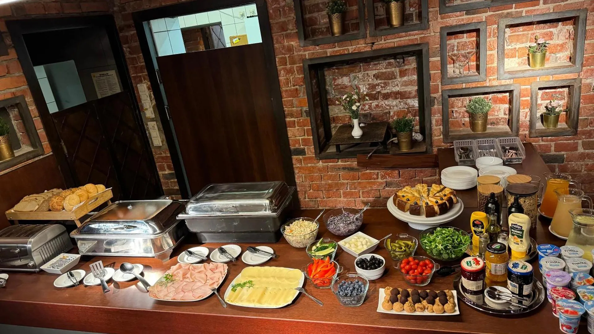 Iris Aparthotel Cracovia